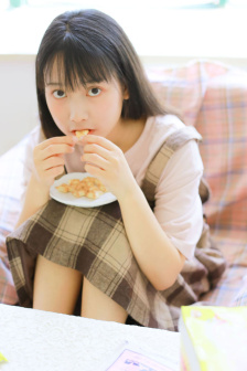 美女被绑架封嘴捆脚